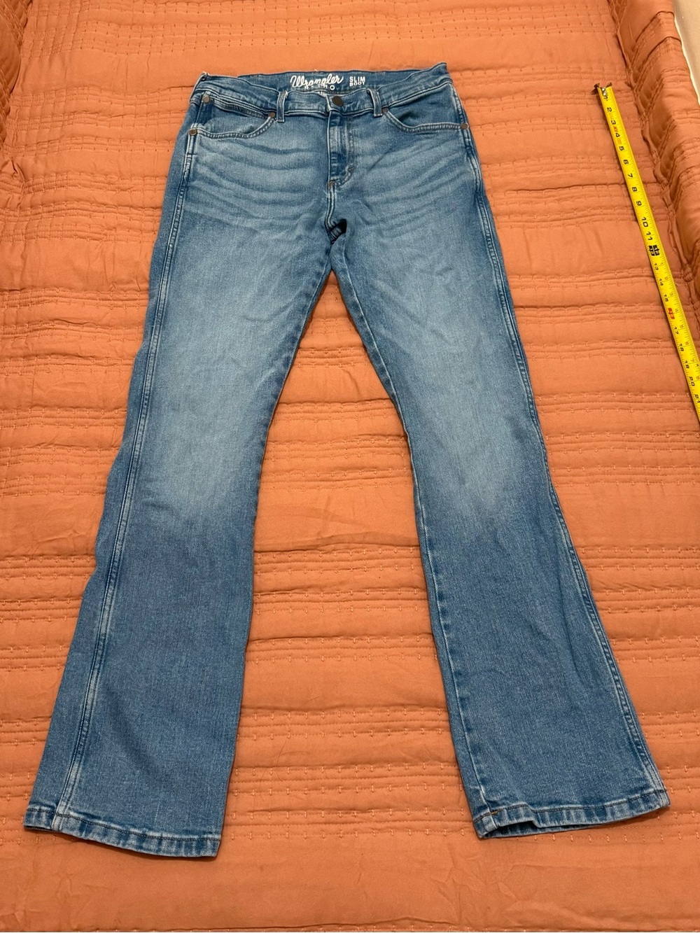 Wrangler retro slim boot jeans size 30 by 34